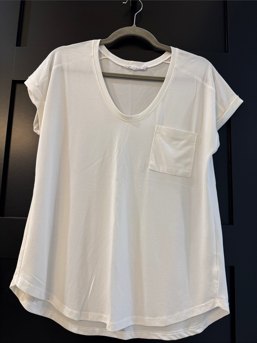 Lush Cream Short Sleeve V-Neck Pocket Tee